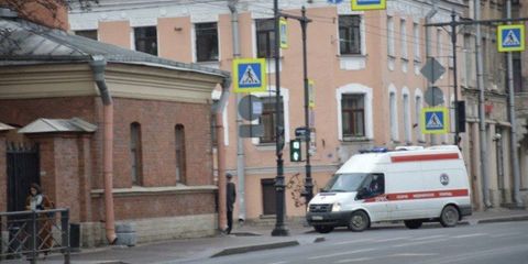 Ребенок-аутист выпал из окна в Петербурге