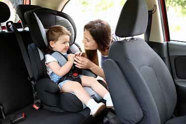 Новый порядок перевозки детей в автомобиле