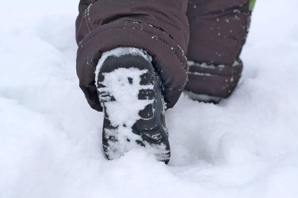 Как выбрать обувь ребенку на зиму